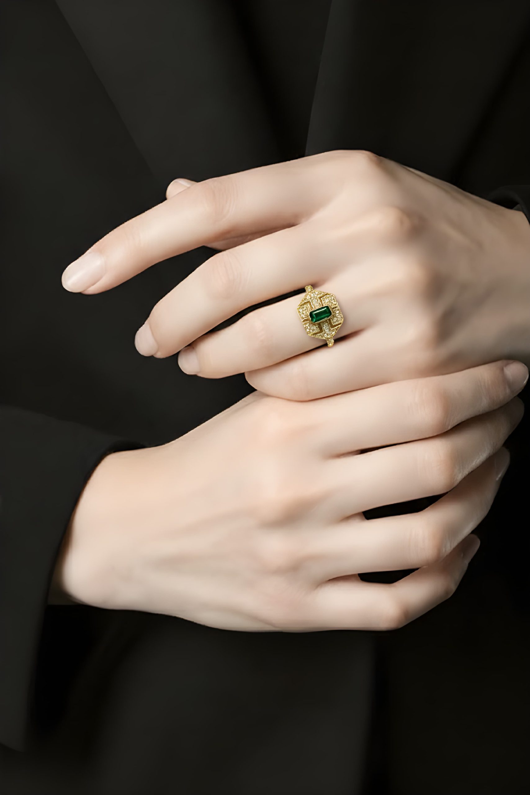 Mira Green Altın Yüzük 14 Ayar