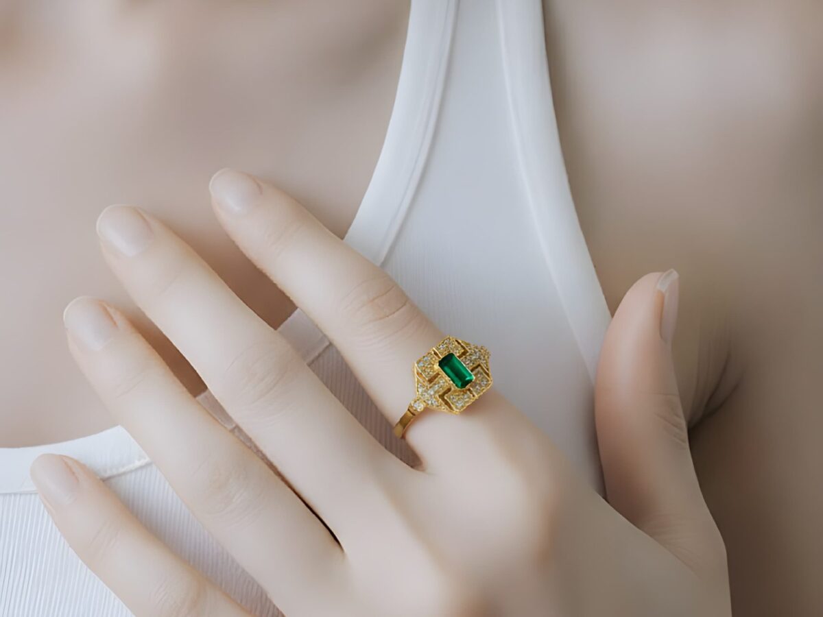 Yeşil Taşlı Kadın Altın Yüzük 14 Ayar 2,96 gr - Mira Green