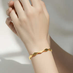 Prisma Kadın Altın Kelepçe