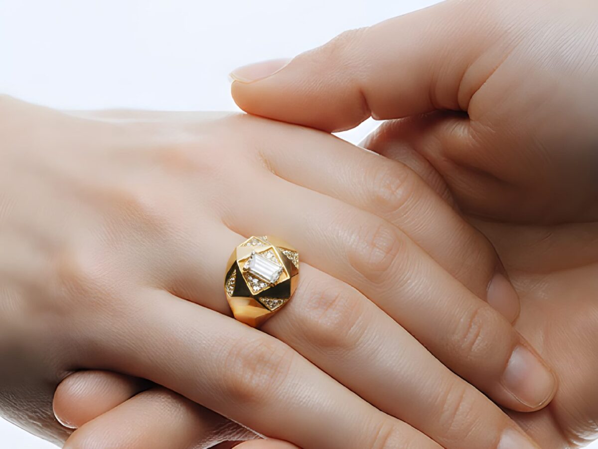 Zenith Taşlı Altın Yüzük