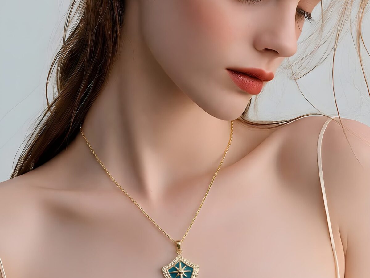 Turkuaz 14 Ayar Altın Kutup Yıldızı Kolye | North Star