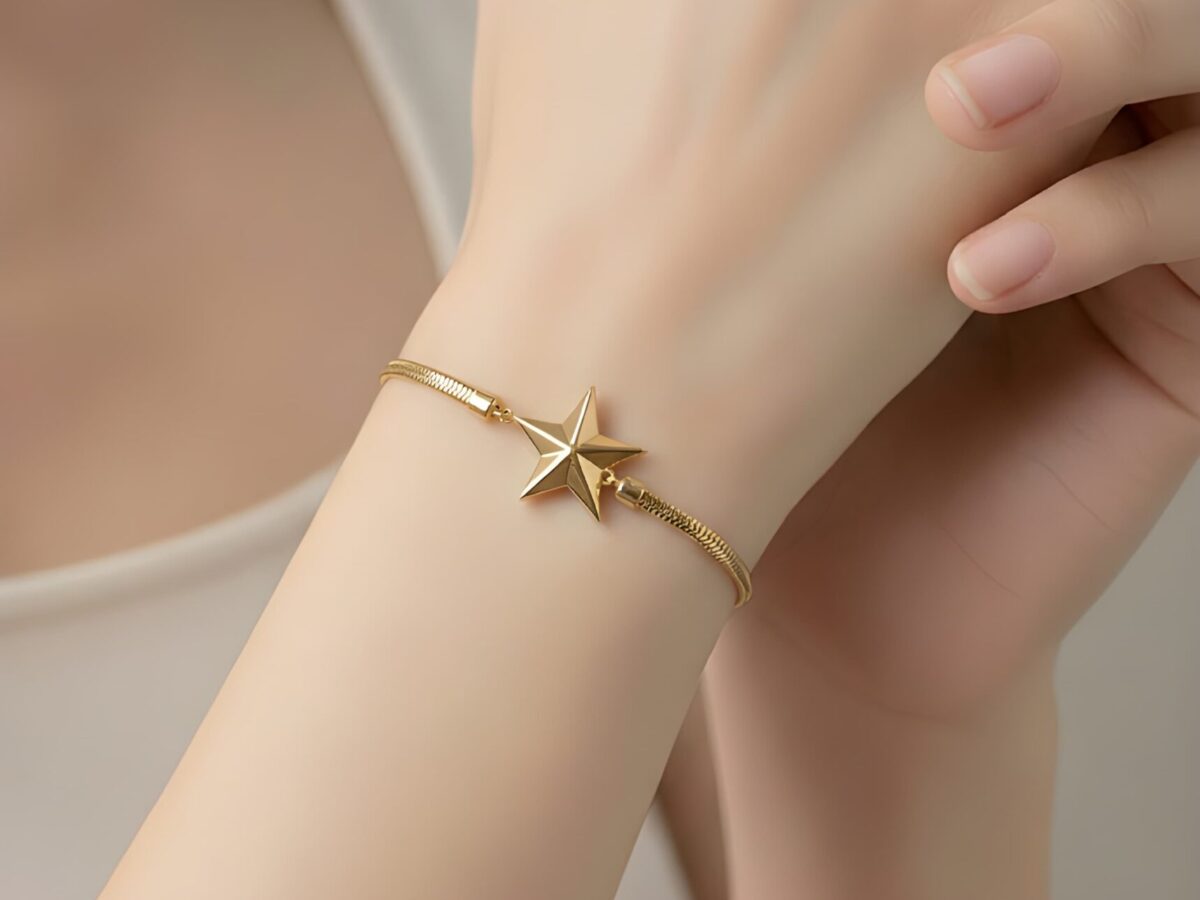 Aurora Star- Yıldız Altın Bileklik