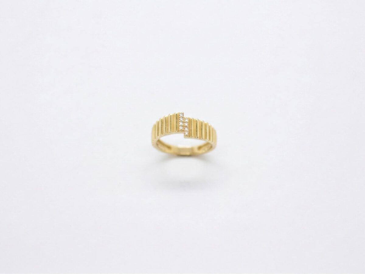 Aura Line 14 Ayar Altın Kadın Yüzük Modeli