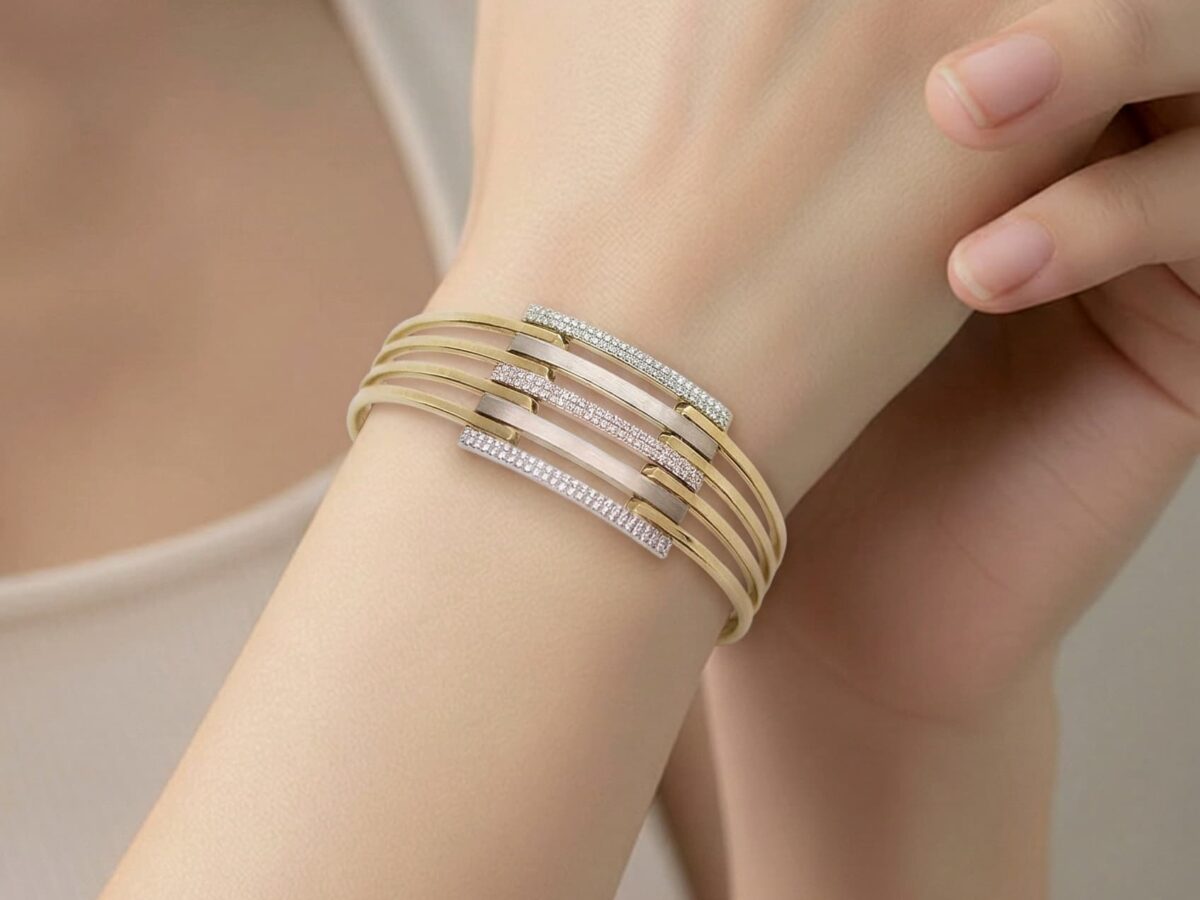 14 ayar çok sıralı taşlı altın kelepçe bloc bangle sarı beyaz altın model