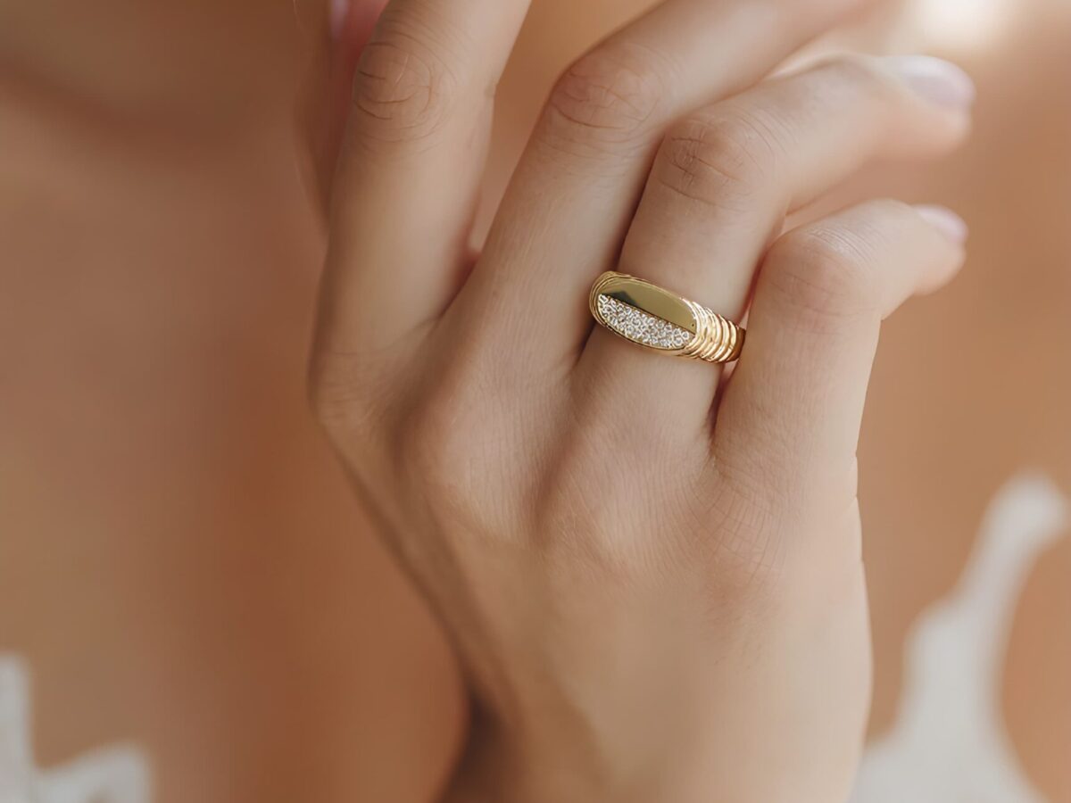 Oval Taşlı Altın Yüzük 2,99 gr - Aurora Split Ring