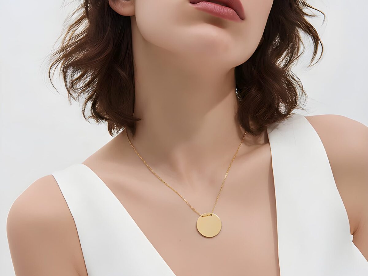 soleil plaka altın kolye