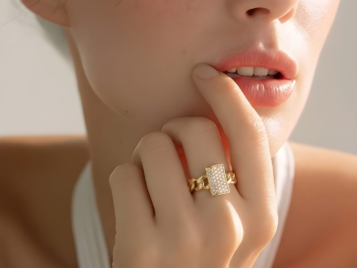 14 Ayar Kadın Şık Altın Yüzük 3gr - Tessera Sia Serisi