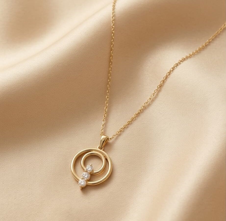 14 ayar daire taşlı altın kolye lumiere orbit iç içe çift daire üç taş model