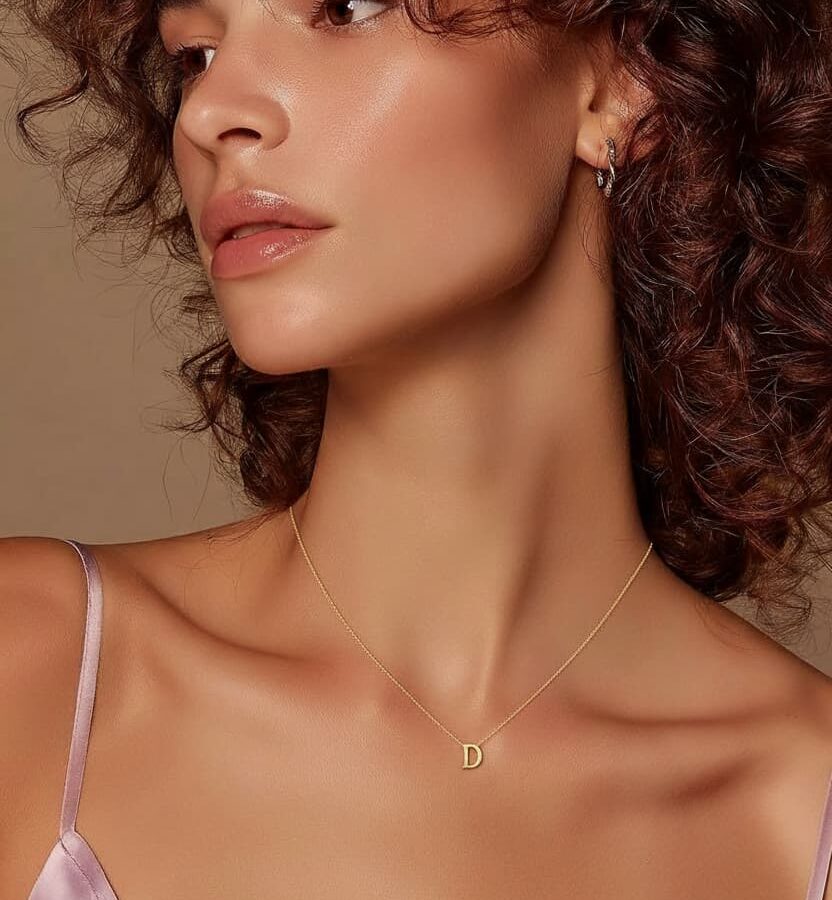 14 ayar D harfi altın kolye monogram mini taşsız sade model